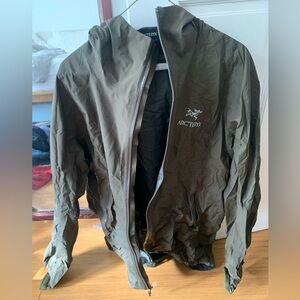 Arc’teryx XL Zeta SL Rain Jacket